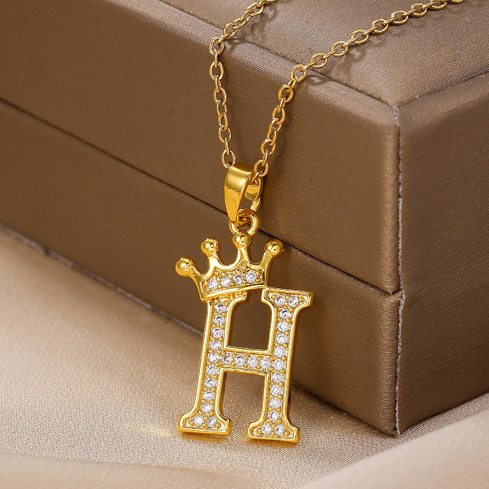 1PCS Fashionable Gold Diamond Crown Uppercase Letter Popular Pendant Necklace, Suitable For Daily Use, Festivals, Parties, Gifts Jewelry Set