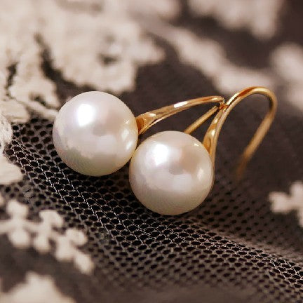 Simple pearl earrings for women