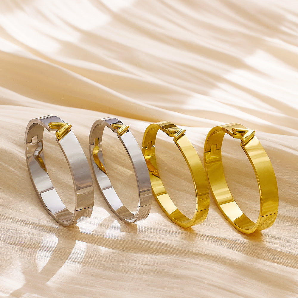 V-shaped Wide Couple Bracelet Female Gold Buckle