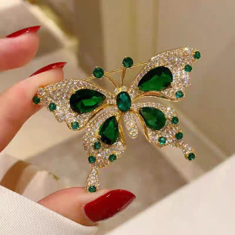 Light Luxury Emerald Butterfly Brooch