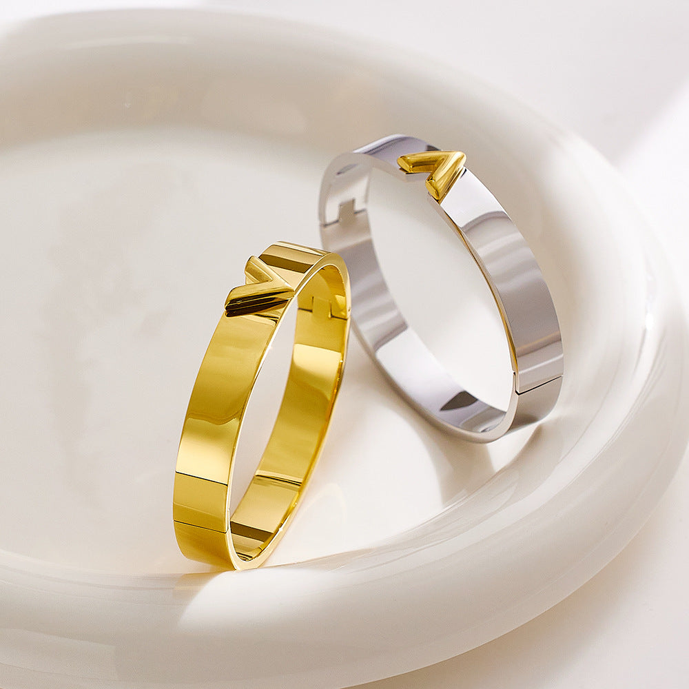 V-shaped Wide Couple Bracelet Female Gold Buckle